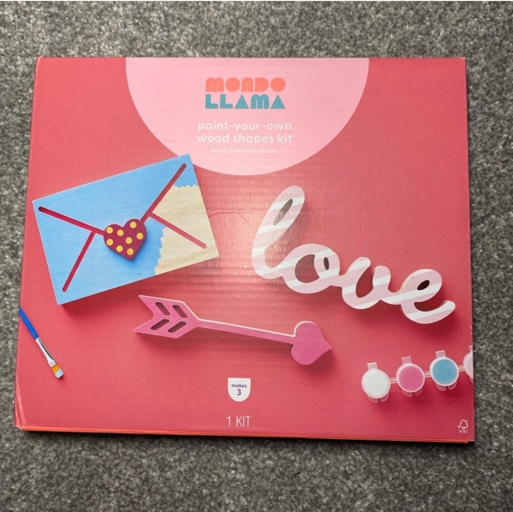 🪻5/$25 NWT Mondo Llama Paint Your Own Wood Shapes Kit